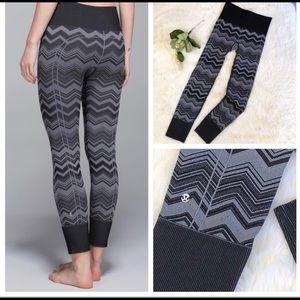 LuluLemon ebb to street pant size 12